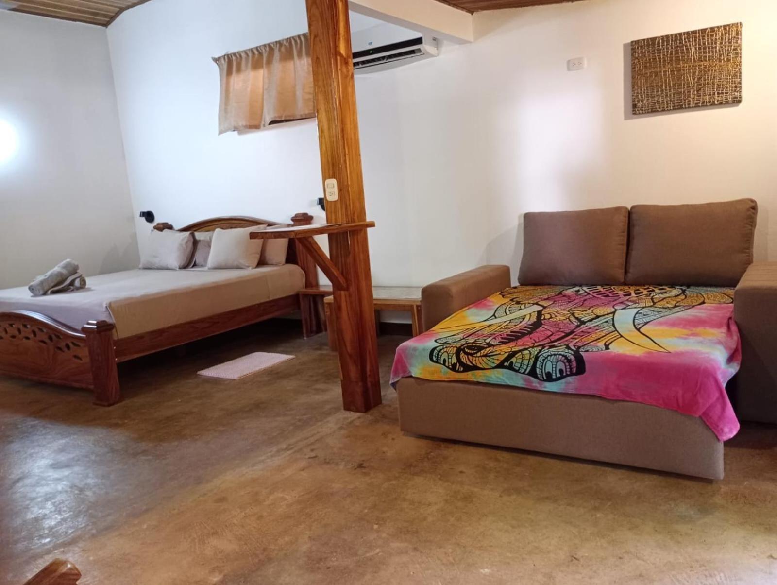 Tamahostel & Glamping Tamarindo Exterior foto